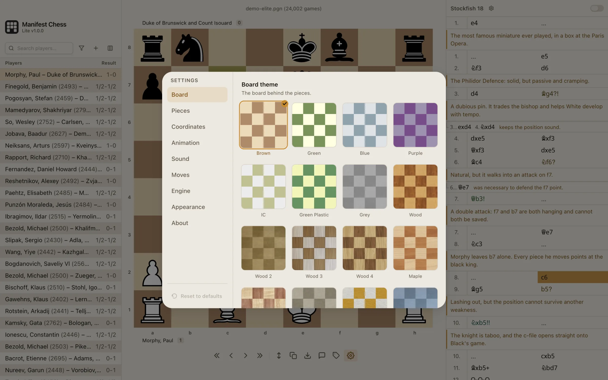 Manifest Chess Lite in a light theme with customised board colours and pieces